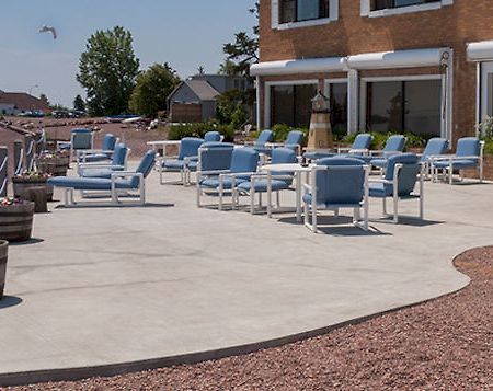 The Shoreline Inn Гран Маре Екстериор снимка